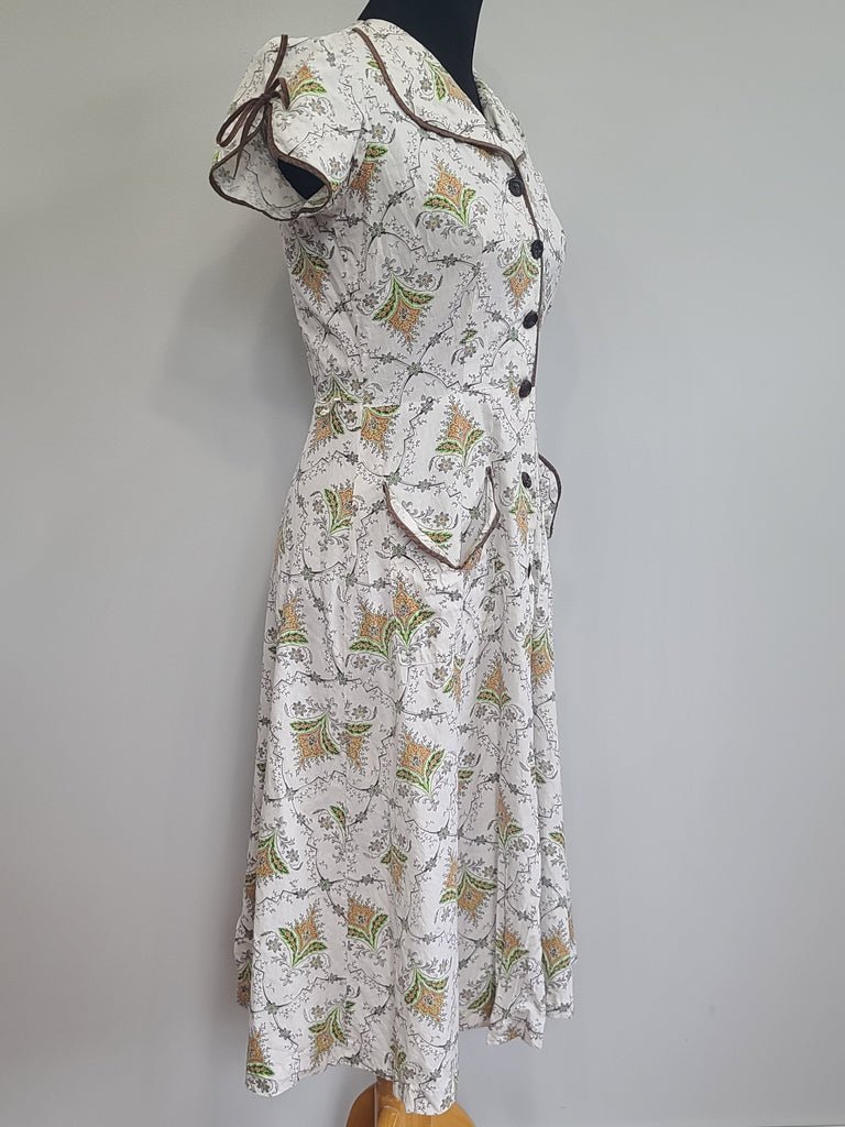 Abstract Flower Print Button Down Dress(B-36' W-28.5' H-37') — image 4