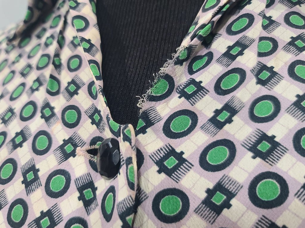 Green Print Dress (as-is)(B-33' W-27' H-37') — image 7