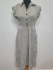 Green Print Dress (as-is)(B-33' W-27' H-37')