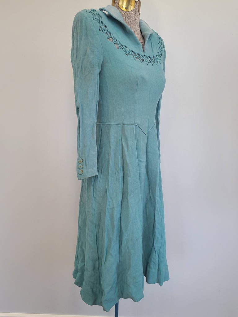 German Rayon Teal Dress(B-31.5' W-25' H-38') — image 2