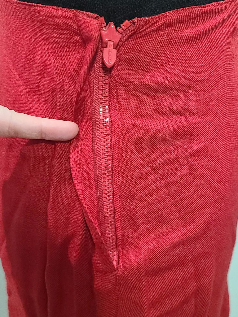 Red Skirt Suit(B-35' W-25.75' H-36') — image 17