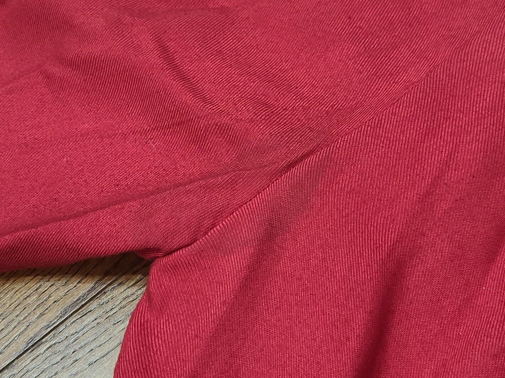 Red Skirt Suit(B-35' W-25.75' H-36') — image 28