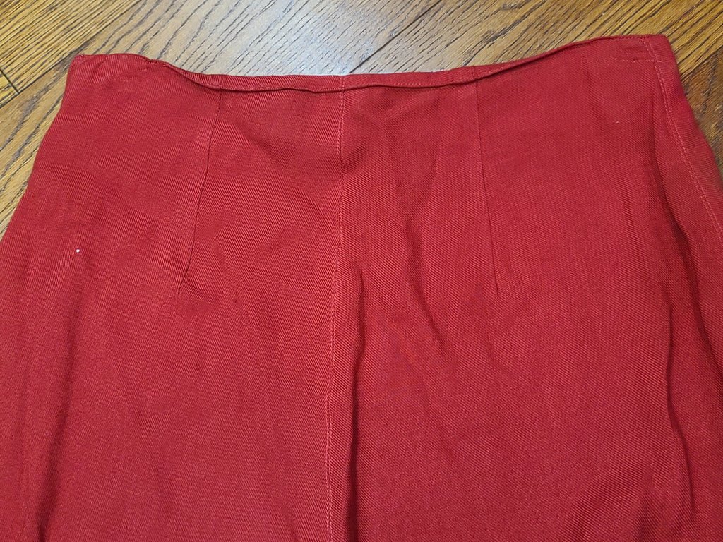 Red Skirt Suit(B-35' W-25.75' H-36') — image 32