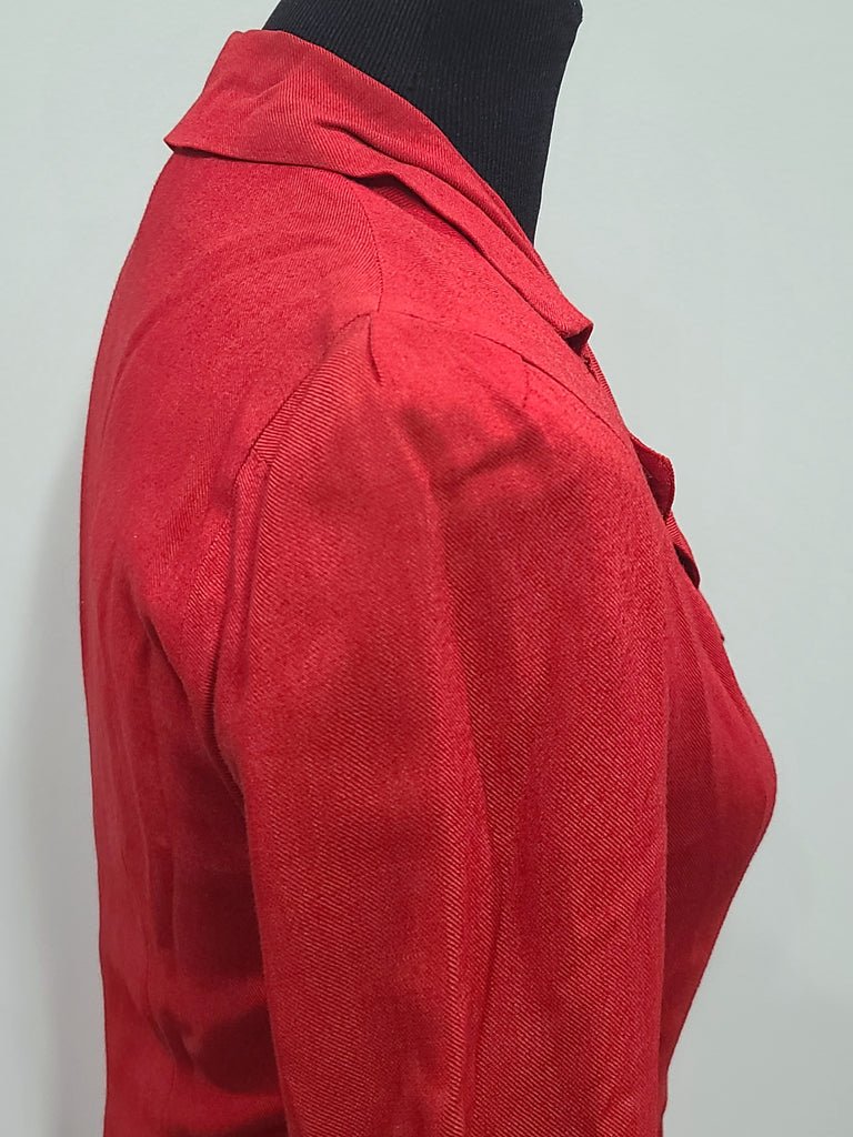 Red Skirt Suit(B-35' W-25.75' H-36') — image 5