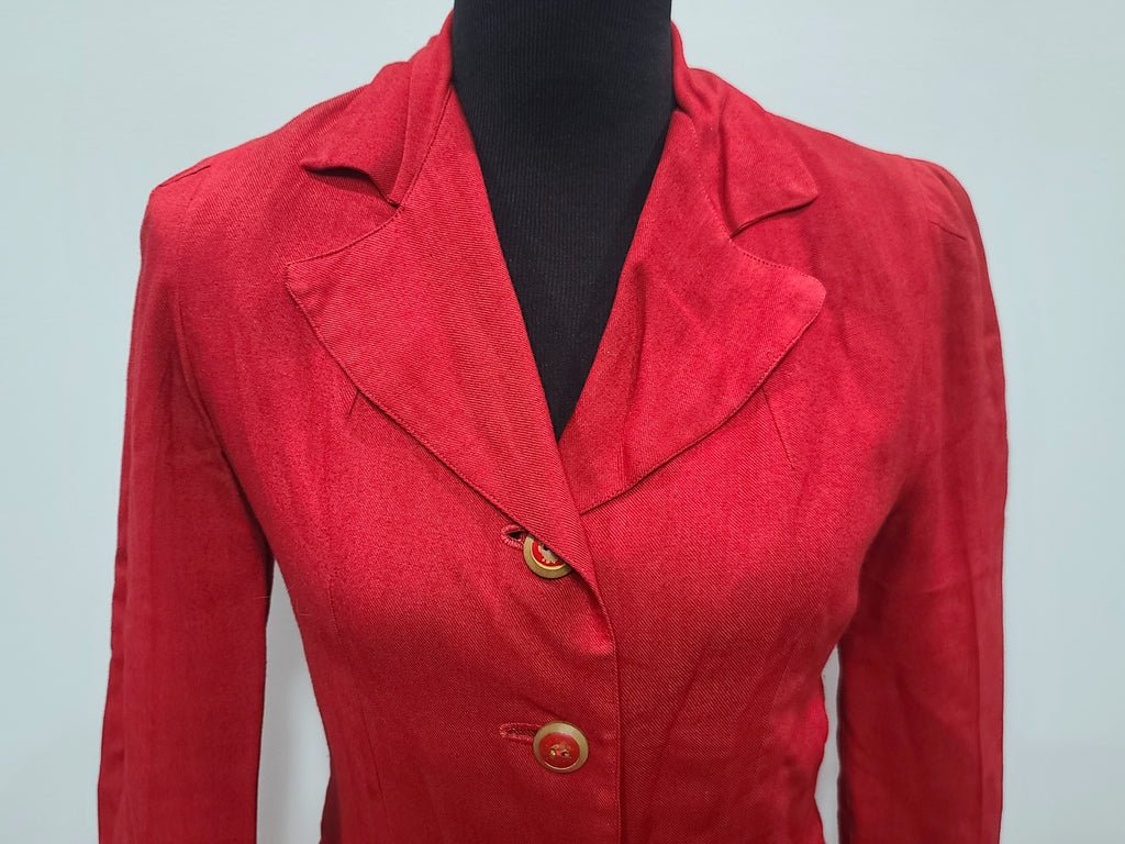 Red Skirt Suit(B-35' W-25.75' H-36') — image 6