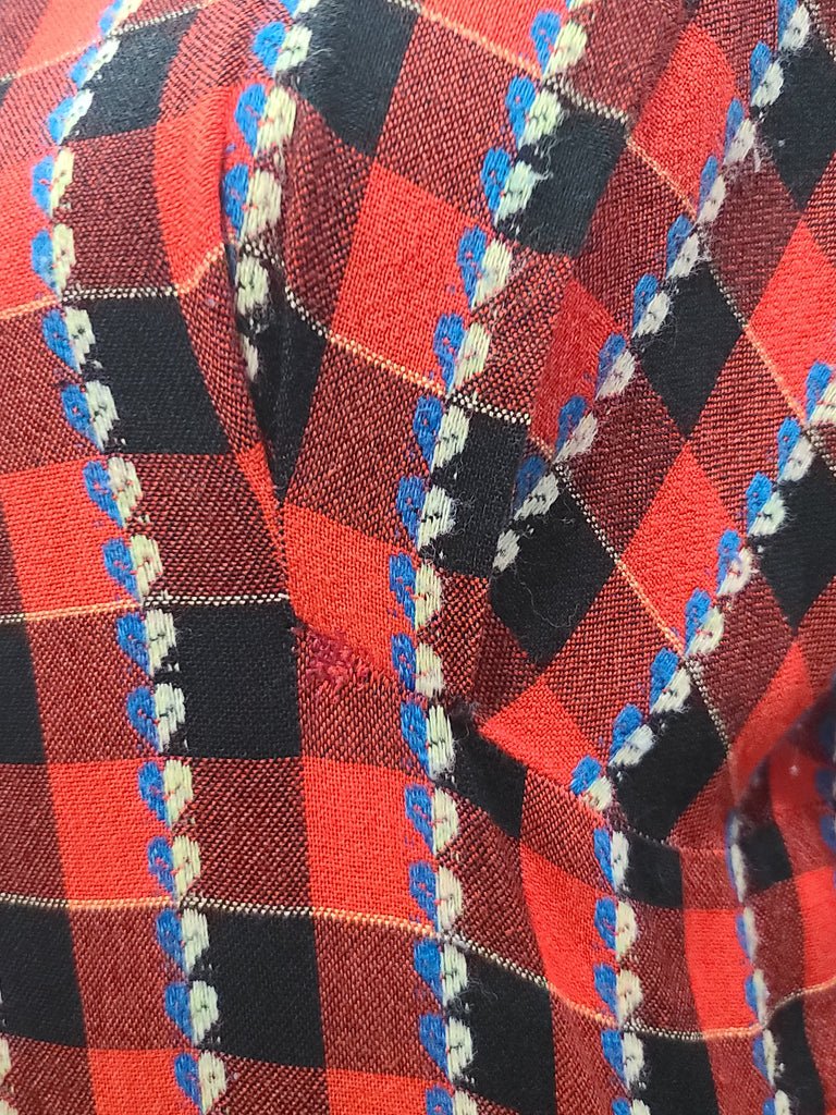 German Red and Black Plaid Dress with Heart Designs(B-38' W-32' H-48') — image 9