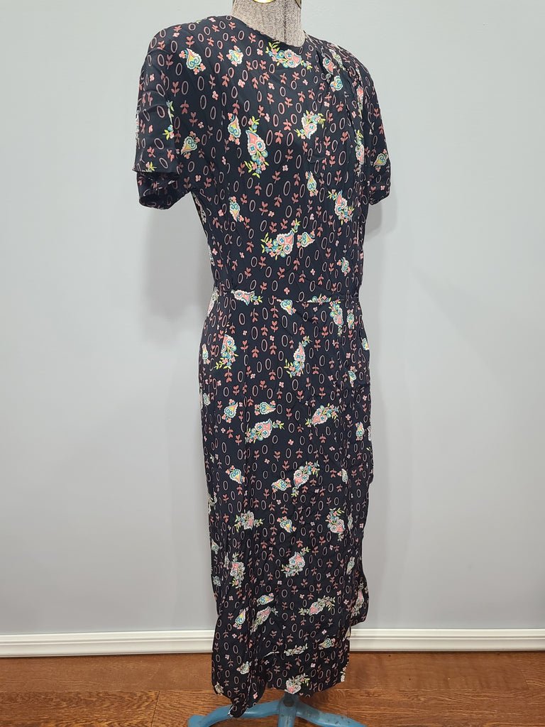 Flower and Leaf Print Cold Rayon Dress(B-36' W-28' H-37') — image 4