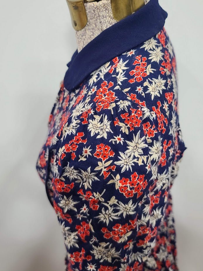 German Edelweiss Print Dress(B-35' W- 27.5') — image 12