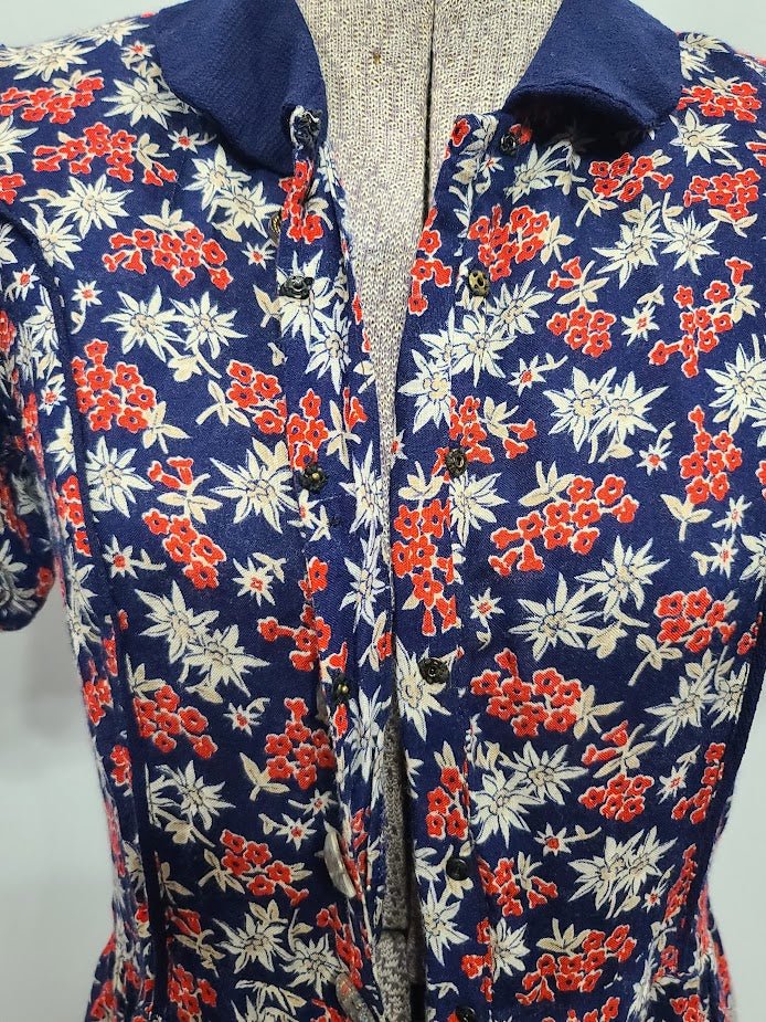 German Edelweiss Print Dress(B-35' W- 27.5') — image 16