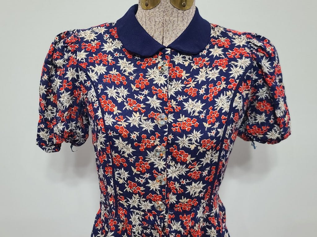 German Edelweiss Print Dress(B-35' W- 27.5') — image 5