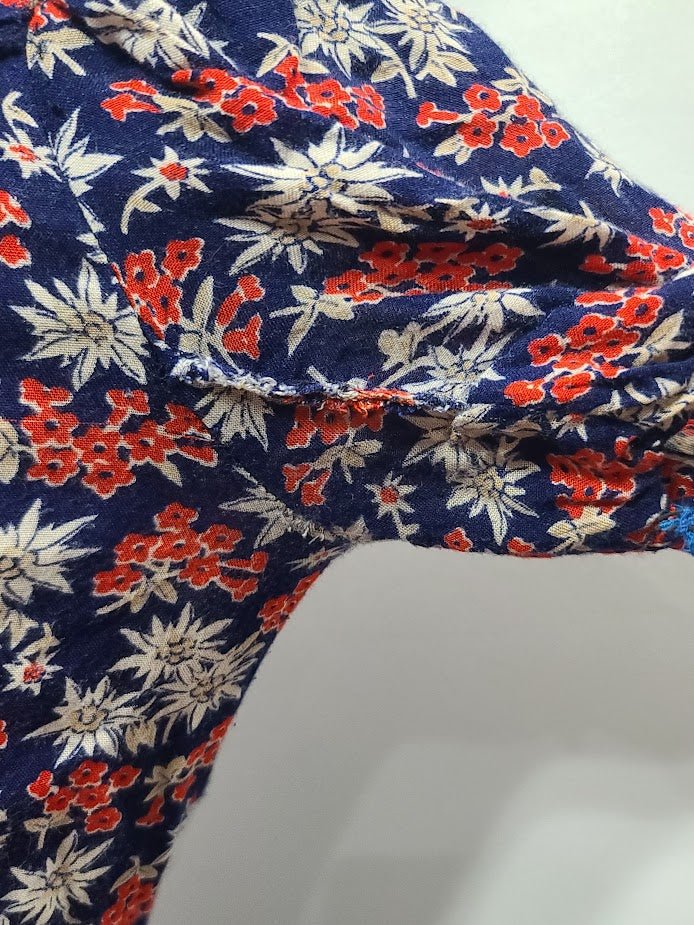 German Edelweiss Print Dress(B-35' W- 27.5') — image 8