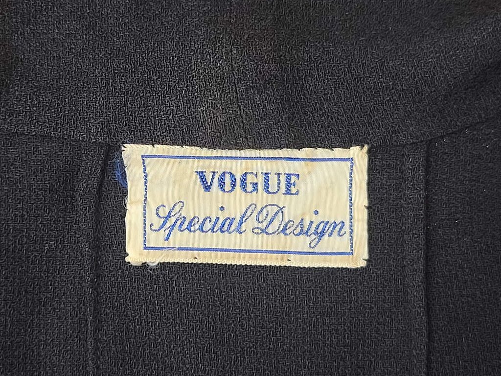 Black Dress with Novelty Print Apron(B-36' W-30' H-35.5') — image 31