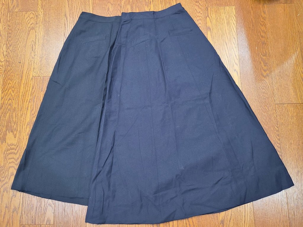 WAVES Skirt Size 8(23.5'-24' Waist) — image 4