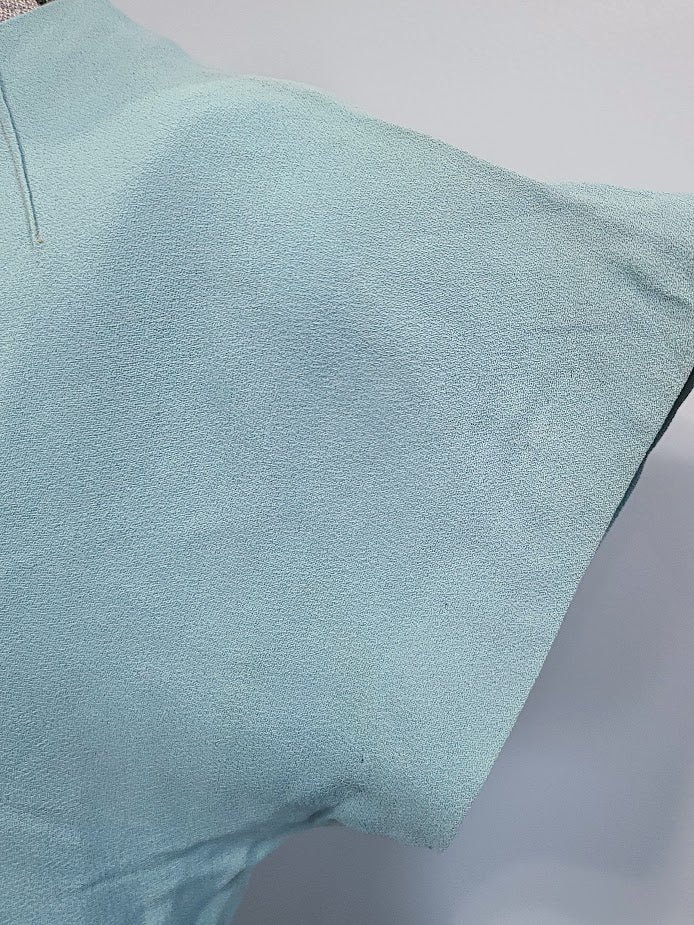 Robin's Egg Blue Dress with Pink Fan Design(B-33' W-24' H-32') — image 11