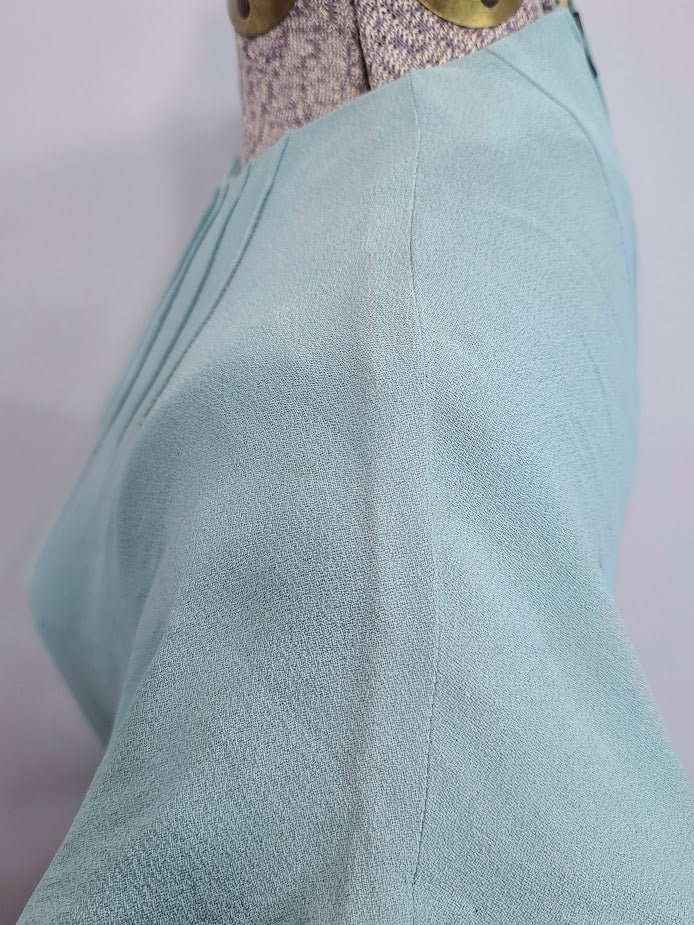 Robin's Egg Blue Dress with Pink Fan Design(B-33' W-24' H-32') — image 14