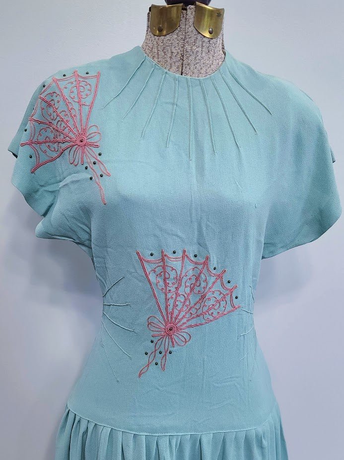 Robin's Egg Blue Dress with Pink Fan Design(B-33' W-24' H-32') — image 2