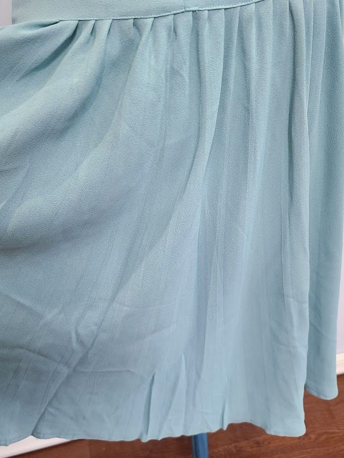 Robin's Egg Blue Dress with Pink Fan Design(B-33' W-24' H-32') — image 20