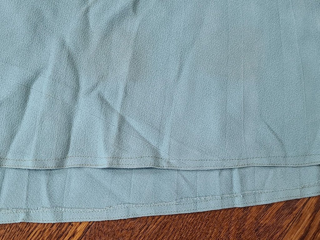 Robin's Egg Blue Dress with Pink Fan Design(B-33' W-24' H-32') — image 32