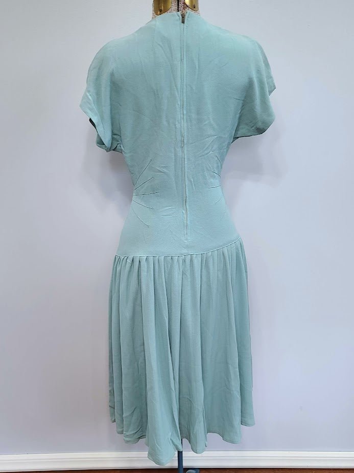 Robin's Egg Blue Dress with Pink Fan Design(B-33' W-24' H-32') — image 4