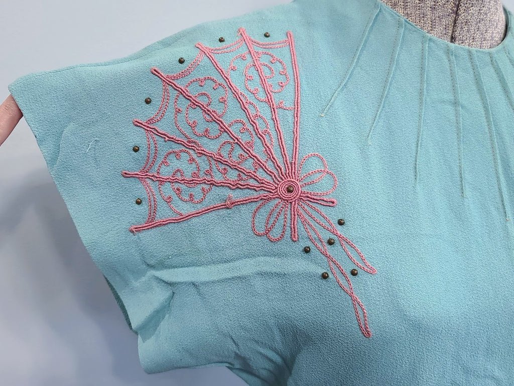Robin's Egg Blue Dress with Pink Fan Design(B-33' W-24' H-32') — image 5