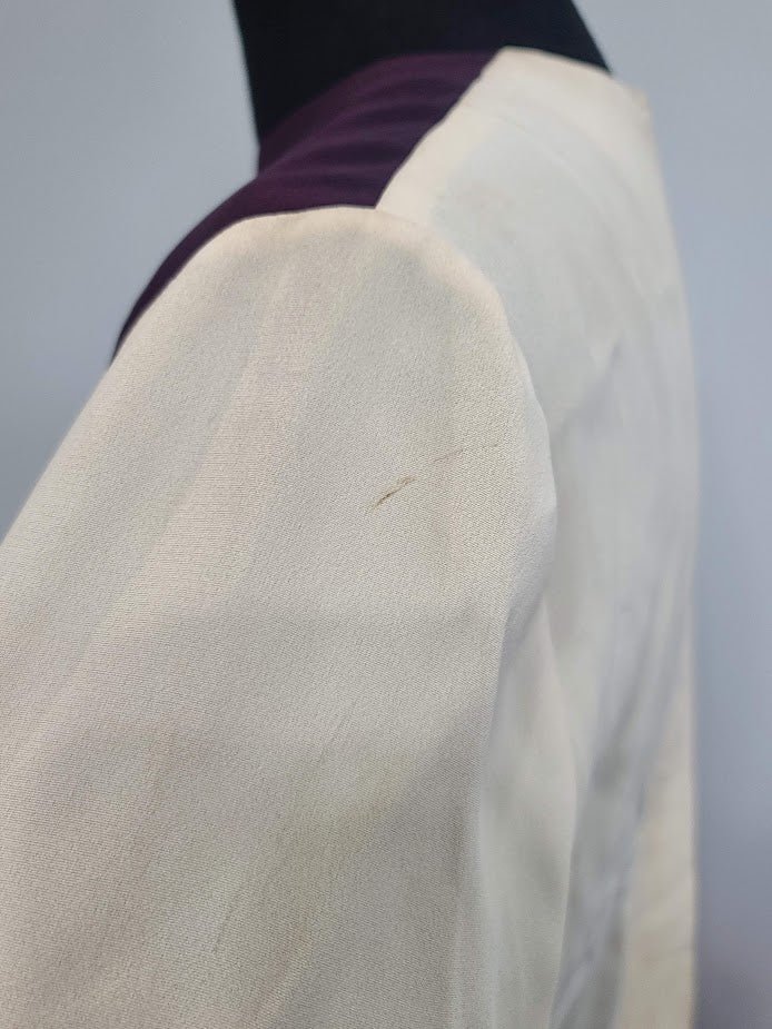 Blouse with Crown Embroidery and Skirt Set(B-41' W-28' H-41') — image 20