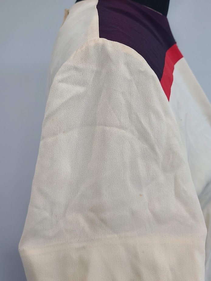 Blouse with Crown Embroidery and Skirt Set(B-41' W-28' H-41') — image 21