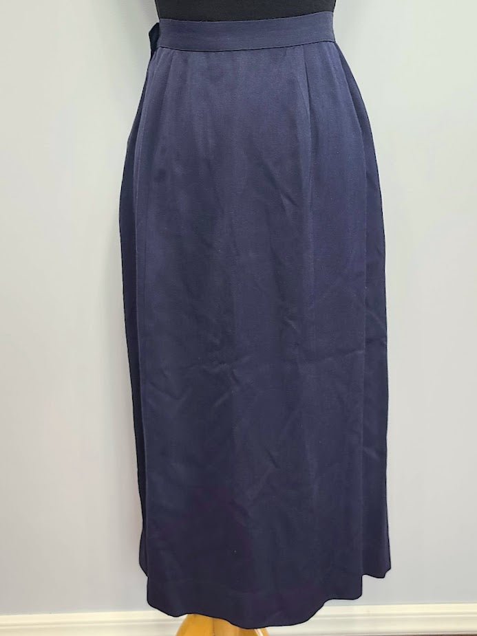 Blouse with Crown Embroidery and Skirt Set(B-41' W-28' H-41') — image 35