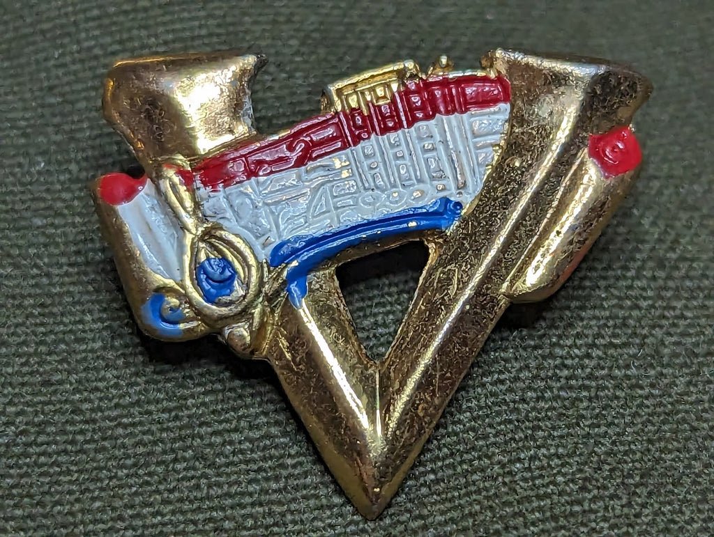 Small V for Victory Beethoven's 5th Symphony Music Note Pin — image 3