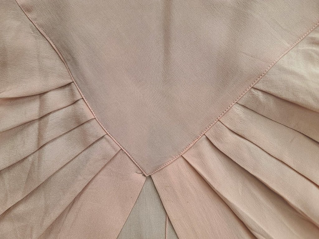 Pink Dress with Beading on Sleeves (Unique Style)(B-36' W-25'-31.5' H-35') — image 31