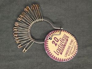 Lady Gay 20 Lingerie Pins