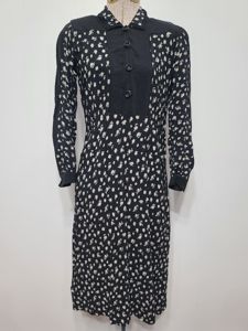 German Black Flower Print Dress(B-35' W-28' H-35')