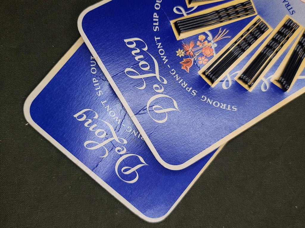 DeLong Hairpins on Card Dated 1941 — image 8