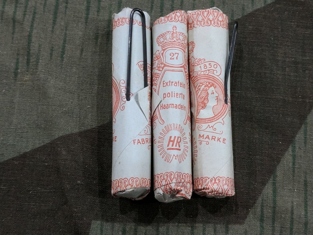 Haarnadlen Hair Pins in Original Paper — image 2