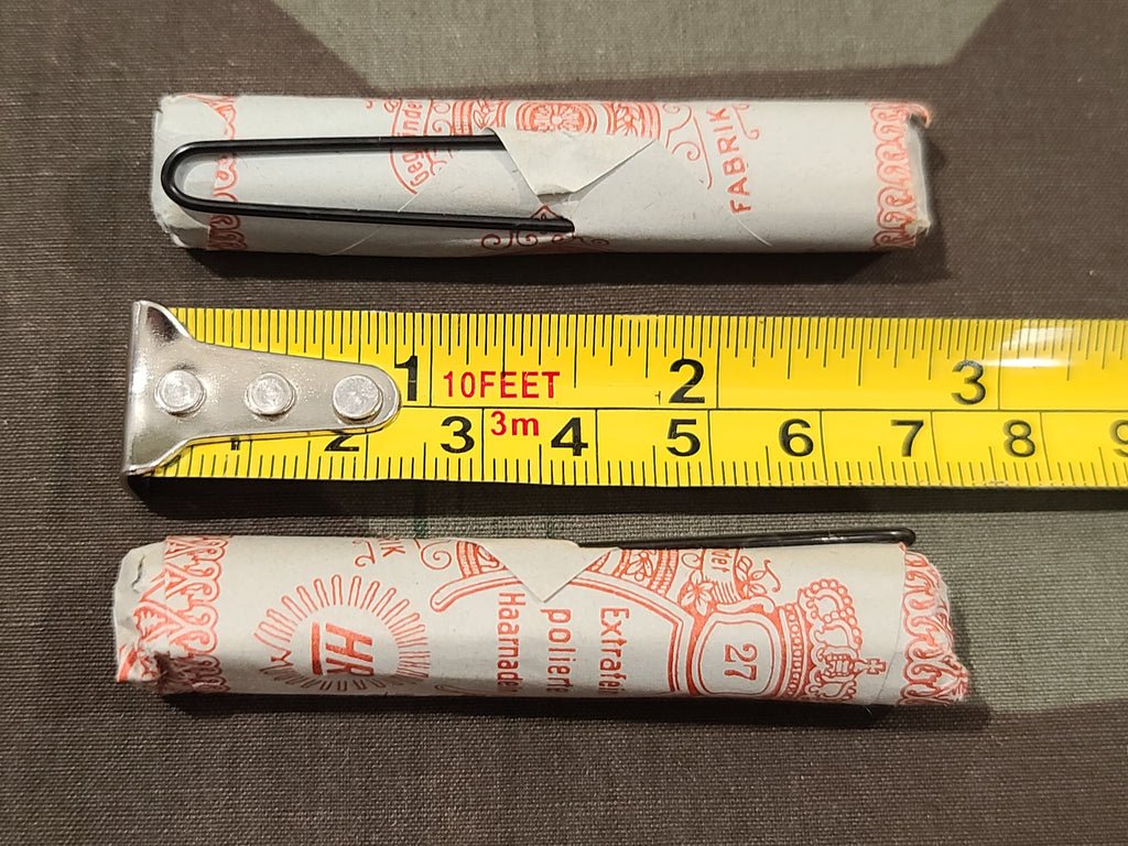 Haarnadlen Hair Pins in Original Paper — image 3