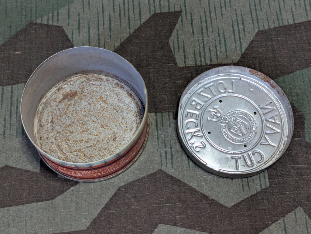 German Medium Navy Cut Pipe Tobacco Tin — image 5