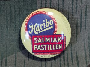 Salmiak-Pastillen Haribo Salty Liquorice Tin