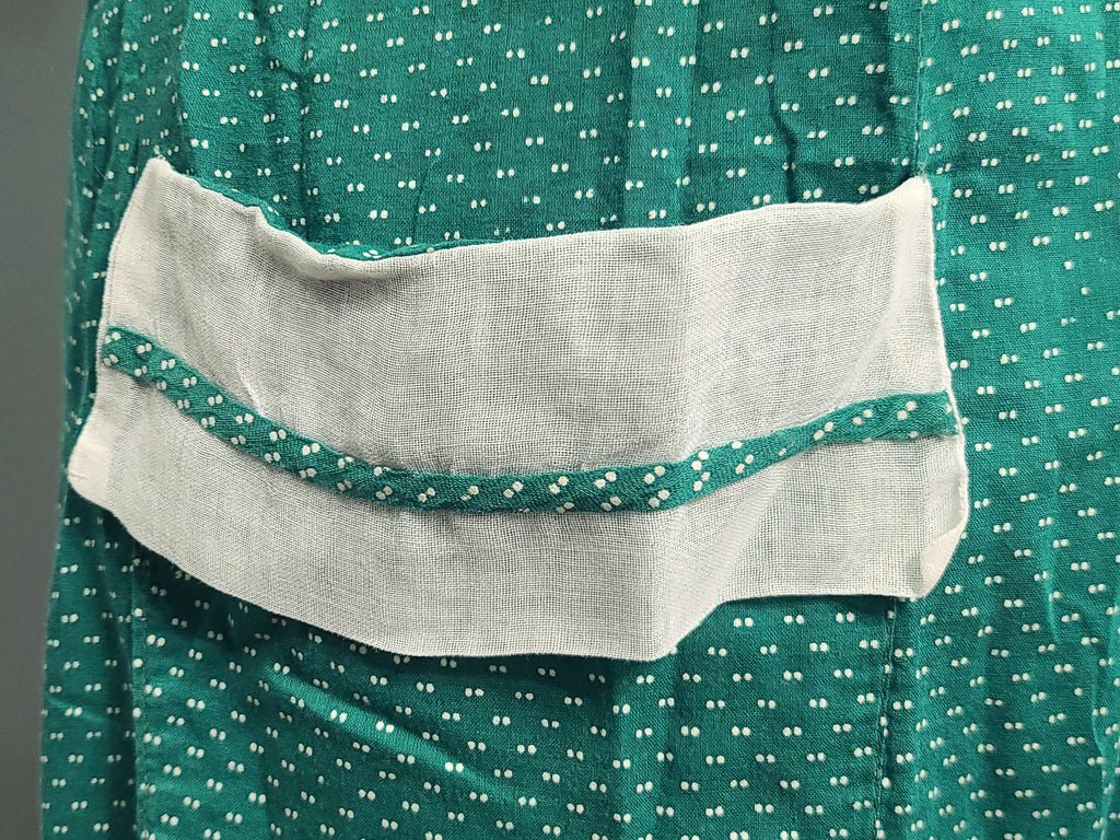 Green Lightweight Polka Dot Dress(B-42' W-36' H-41') — image 9