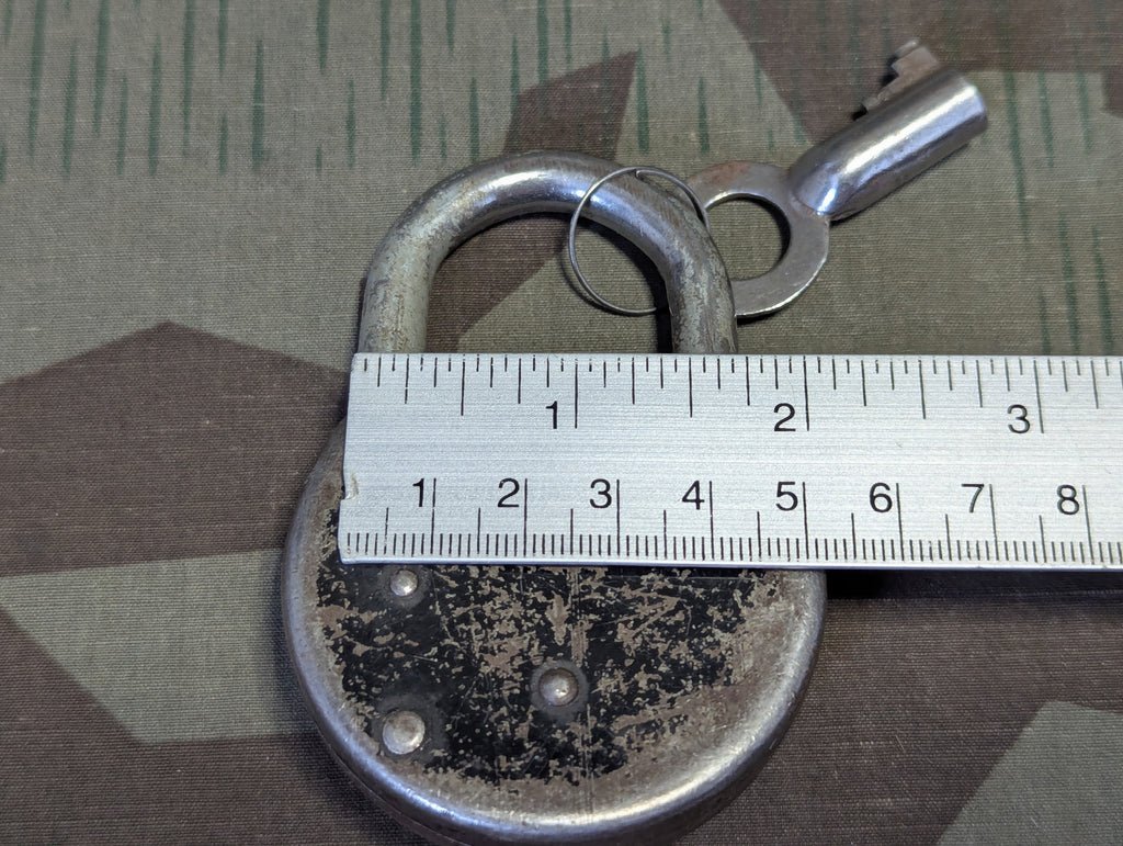 Medium Sized German Lock with 1 Key — image 3