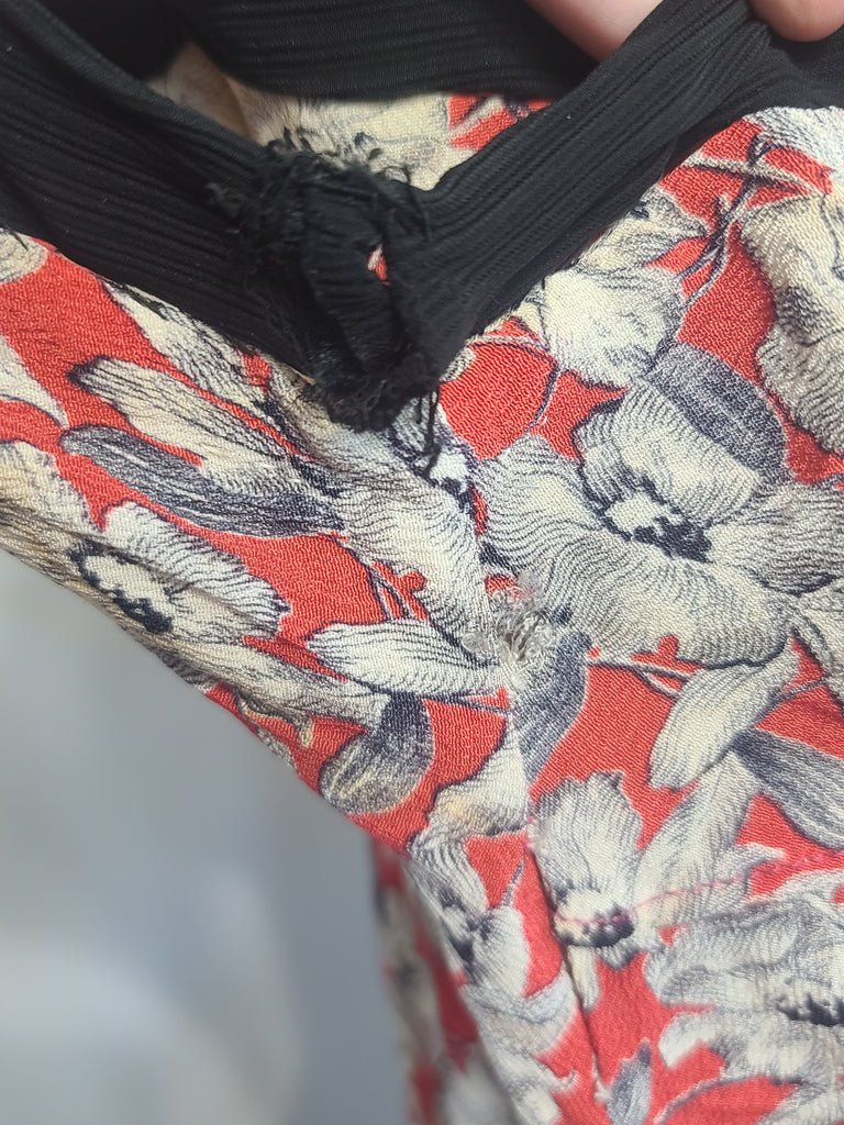 German Red White Black Flower Print Rayon Dress(B-38' W-28' H-35') — image 10