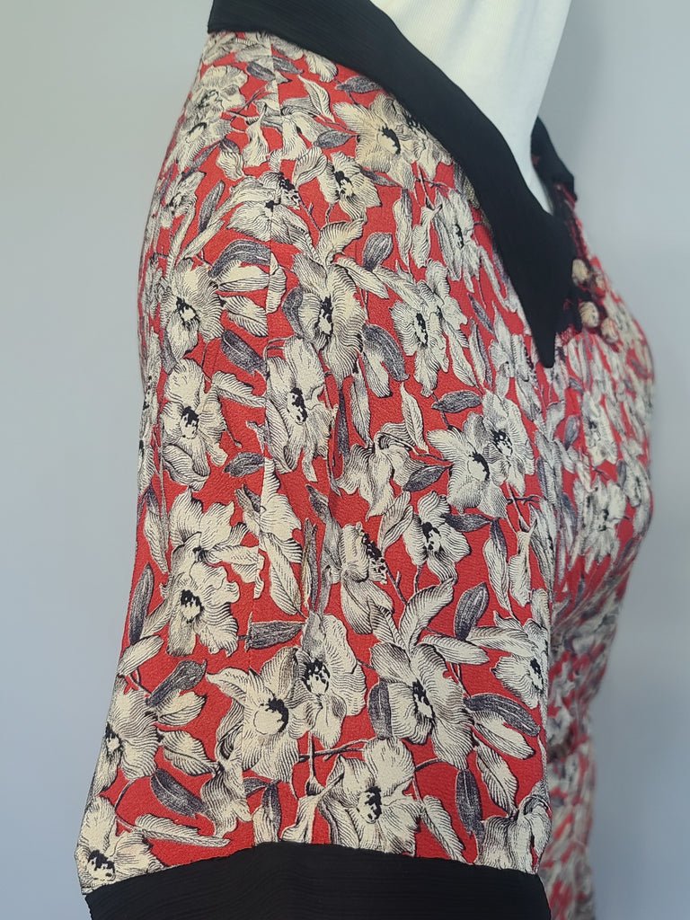 German Red White Black Flower Print Rayon Dress(B-38' W-28' H-35') — image 11