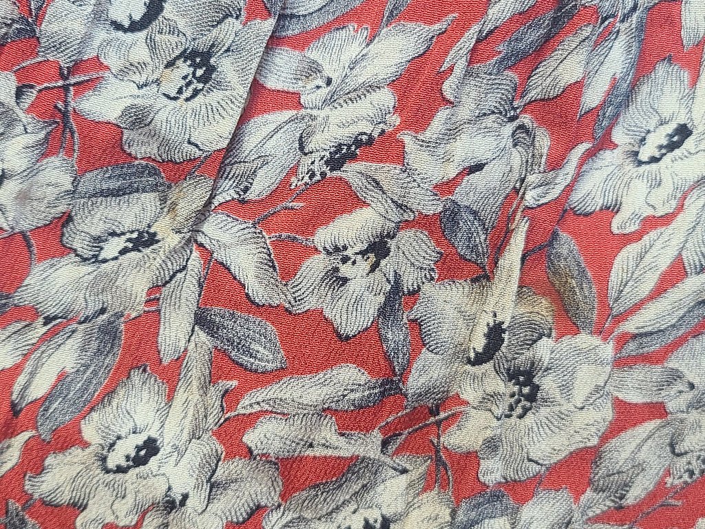 German Red White Black Flower Print Rayon Dress(B-38' W-28' H-35') — image 14