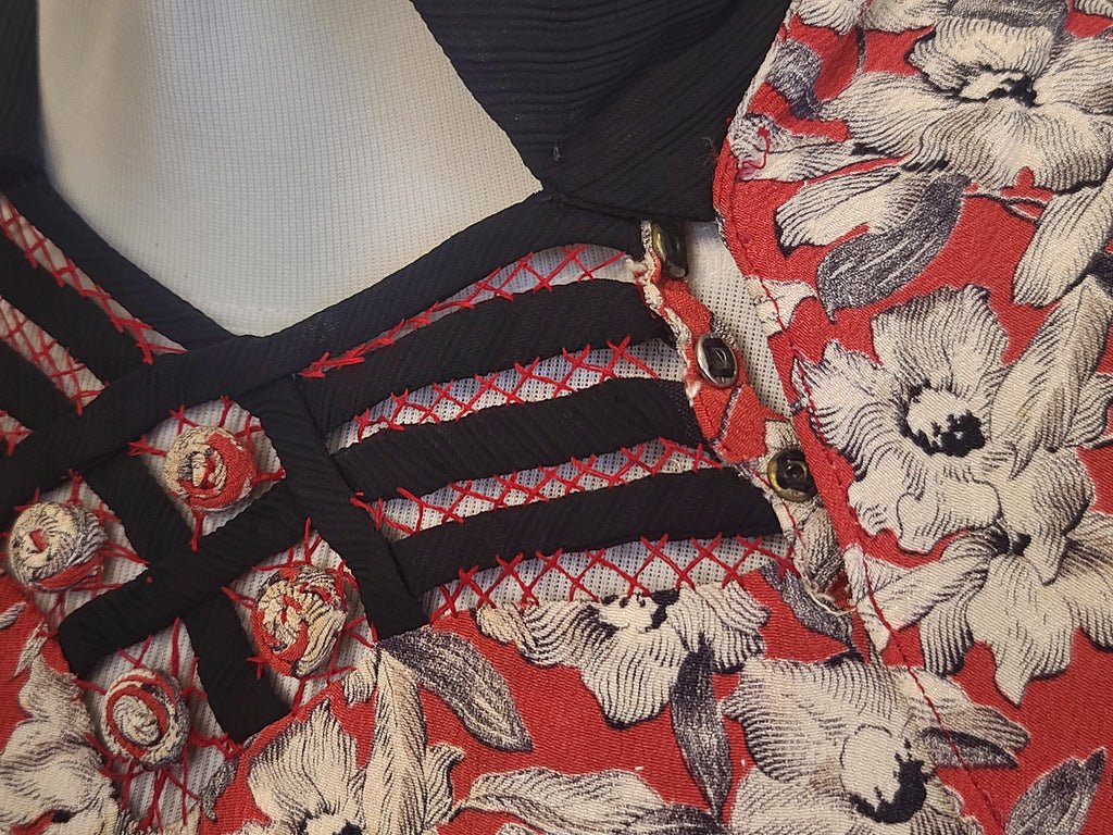 German Red White Black Flower Print Rayon Dress(B-38' W-28' H-35') — image 27