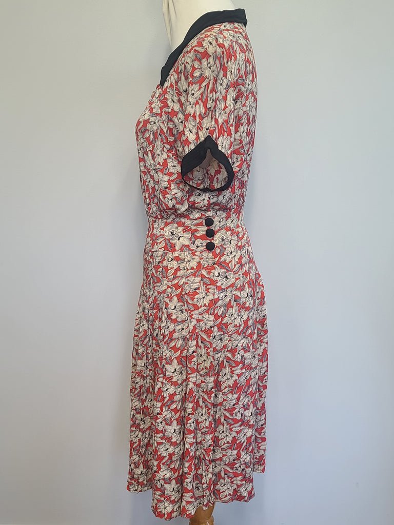 German Red White Black Flower Print Rayon Dress(B-38' W-28' H-35') — image 4