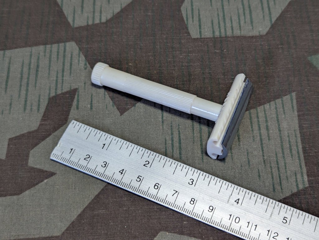White Merkur Razor DRP — image 2