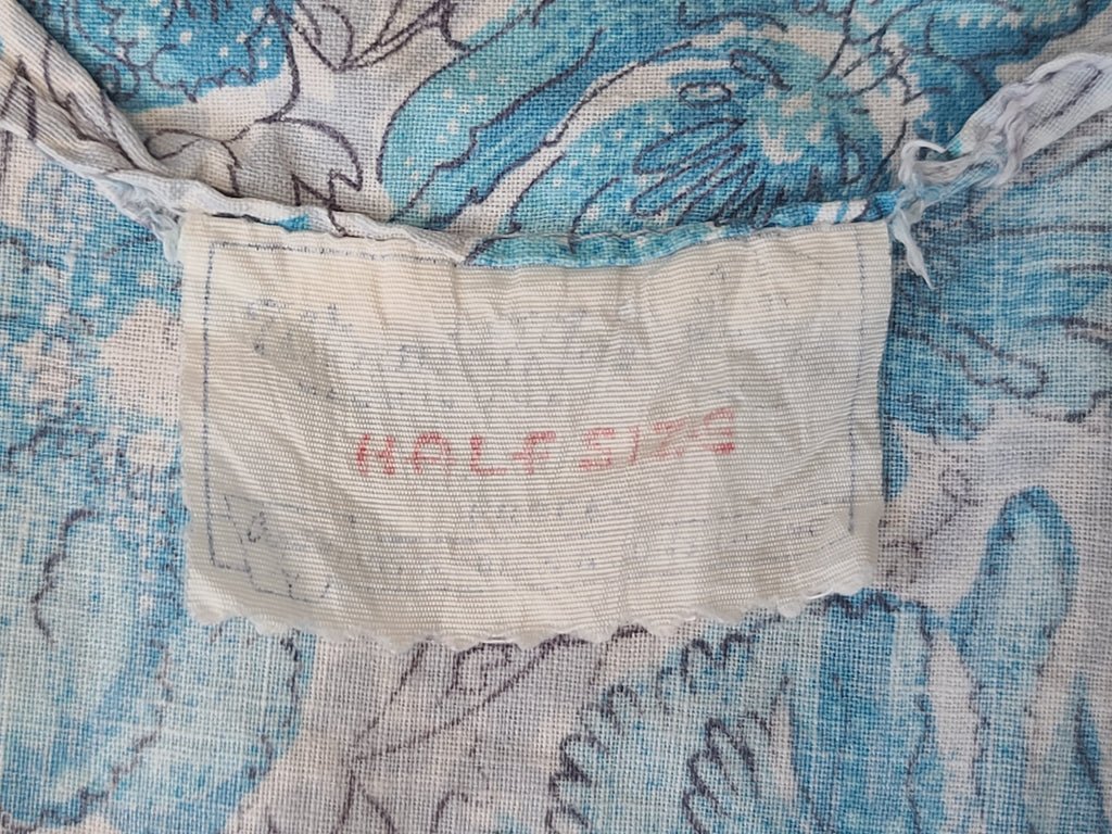 Blue Flower Print Dress Asymmetrical Button Design(B-41' W-36' H-43') — image 15