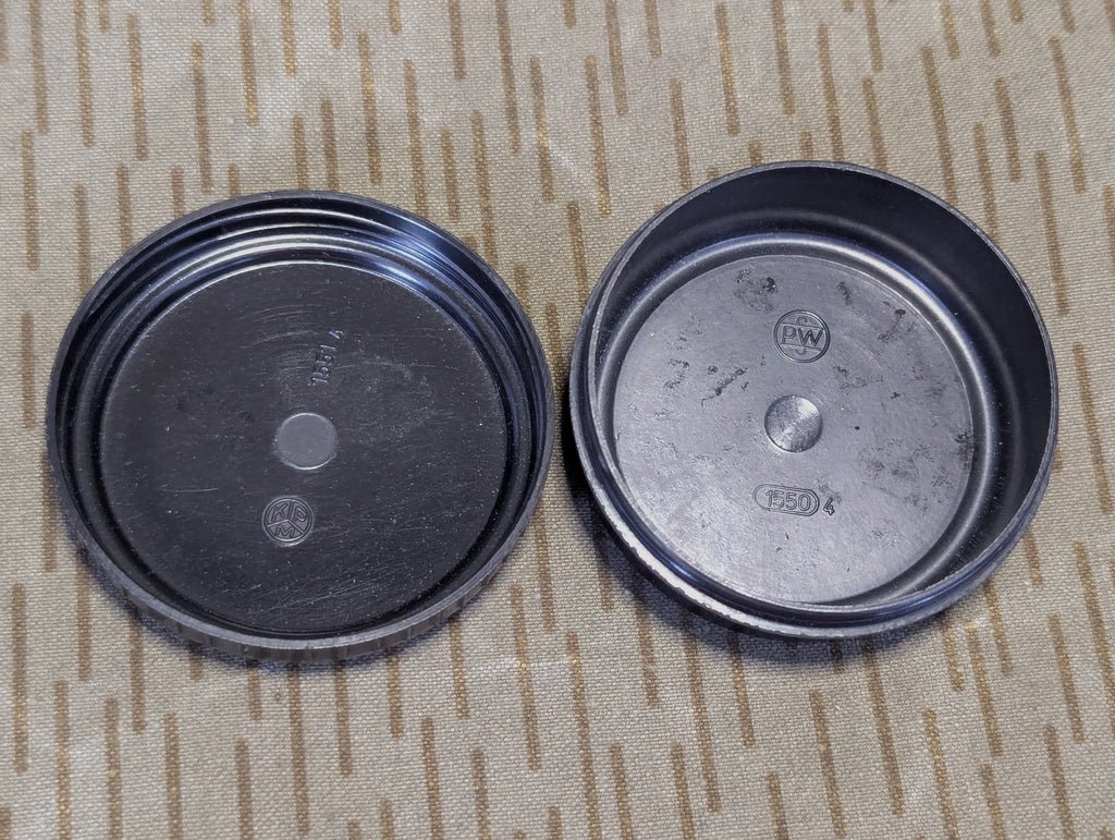 VEB Agfa Bakelite Typewriter Ribbon Container — image 4