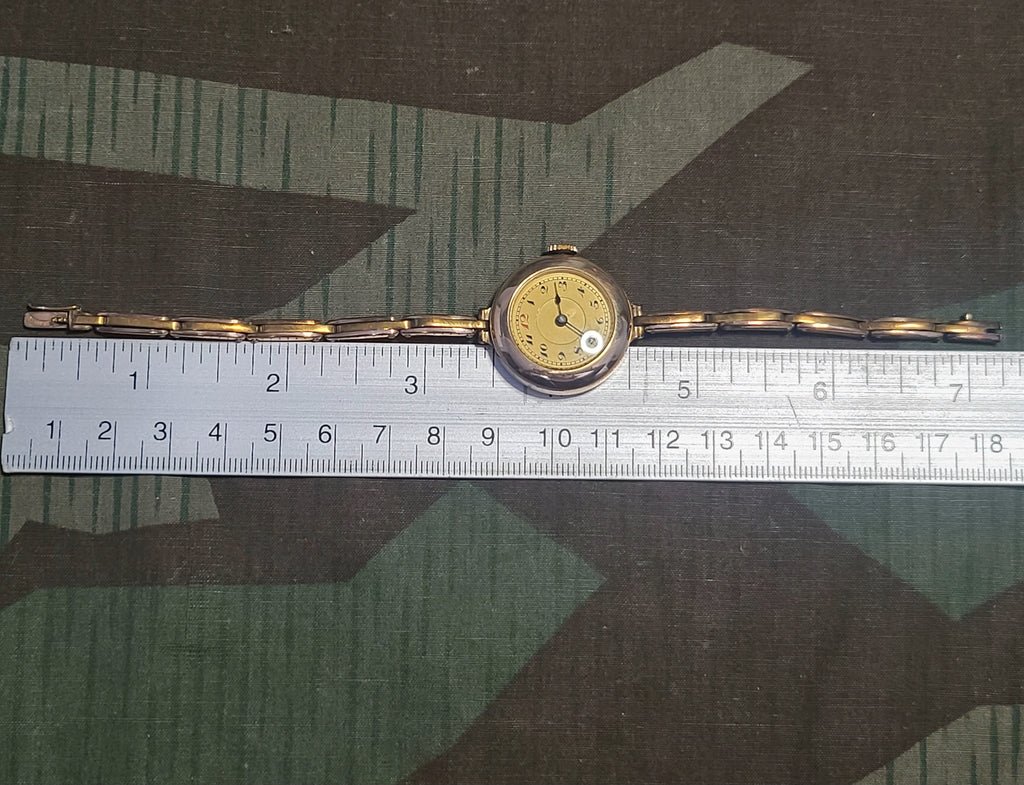 Ladies Watch in Box — image 10