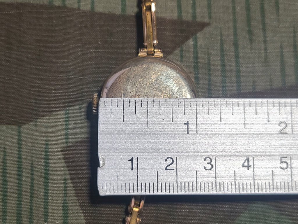 Ladies Watch in Box — image 11