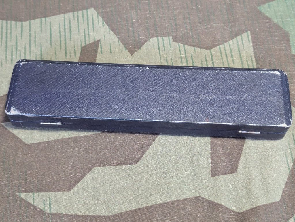 Ladies Watch in Box — image 13