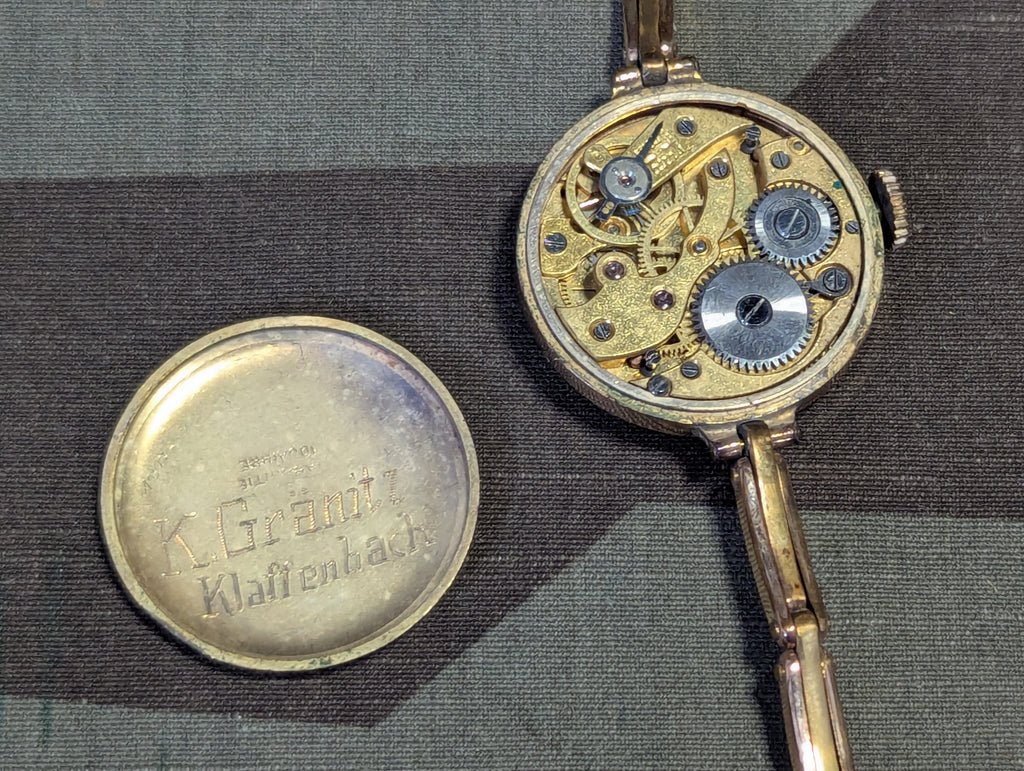Ladies Watch in Box — image 5